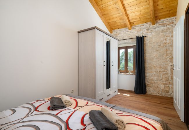 House in Cerjani - Casa Simona with pool in Kastelir, Istria House in Cerjani - Casa Simona with pool in Kastelir, Istria