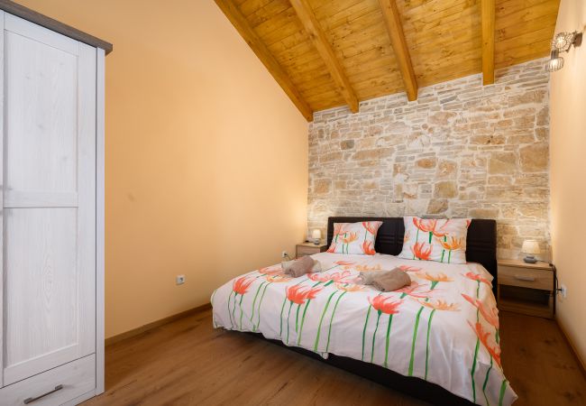 House in Cerjani - Casa Simona with pool in Kastelir, Istria House in Cerjani - Casa Simona with pool in Kastelir, Istria