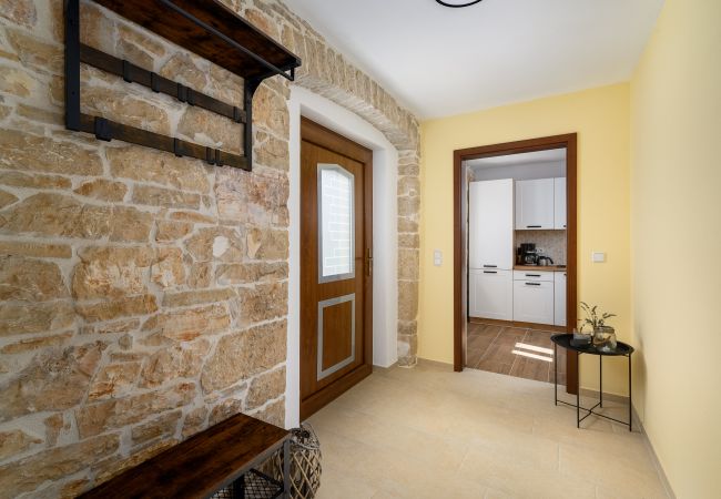 House in Cerjani - Casa Simona with pool in Kastelir, Istria House in Cerjani - Casa Simona with pool in Kastelir, Istria