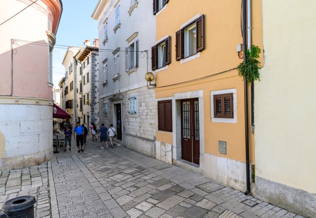 Rent by room in Porec - Exclusive Rooms Porto III Rent by room in Porec - Exclusive Rooms Porto III