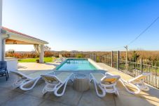 Villa in Dracevac - Luxury Villa Sofia with Pool In Poreč, Istria