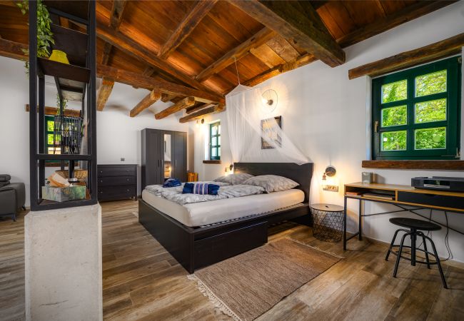 House in Cerjani - Casa Toni with Whirpool In Kastelir, Istria House in Cerjani - Casa Toni with Whirpool In Kastelir, Istria