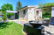 House in Cerjani - Casa Toni with Whirpool In Kastelir, Istria