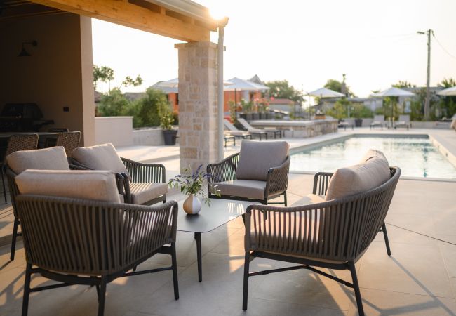 Villa in Kirmenjak - Luxury Villa Madora with pool in Porec, Istria Villa in Kirmenjak - Luxury Villa Madora with pool in Porec, Istria