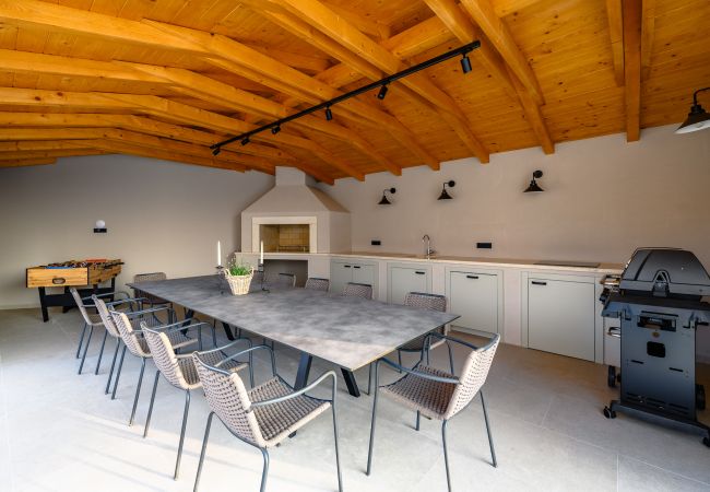 Villa in Kirmenjak - Luxury Villa Madora with pool in Porec, Istria Villa in Kirmenjak - Luxury Villa Madora with pool in Porec, Istria