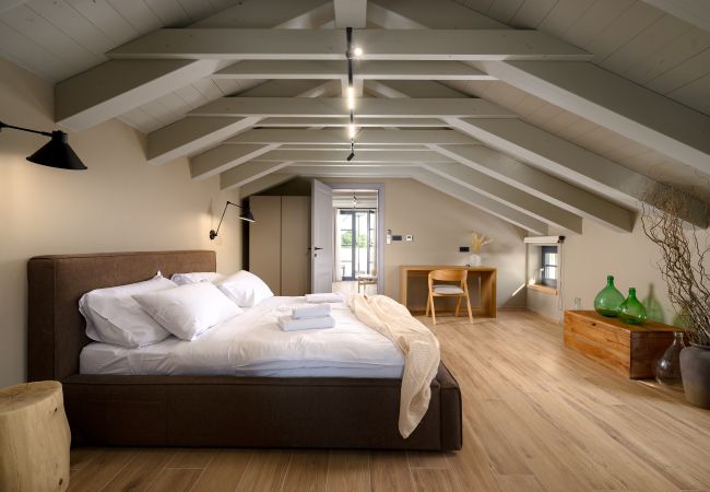 Villa in Kirmenjak - Luxury Villa Madora with pool in Porec, Istria Villa in Kirmenjak - Luxury Villa Madora with pool in Porec, Istria